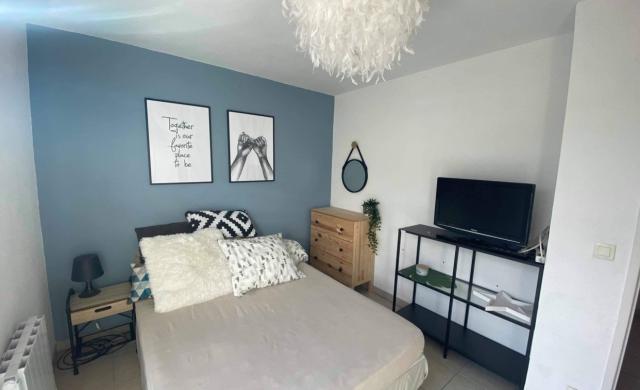 Bright bedroom Bright bedroom